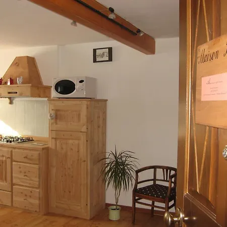 Maison Besenval *